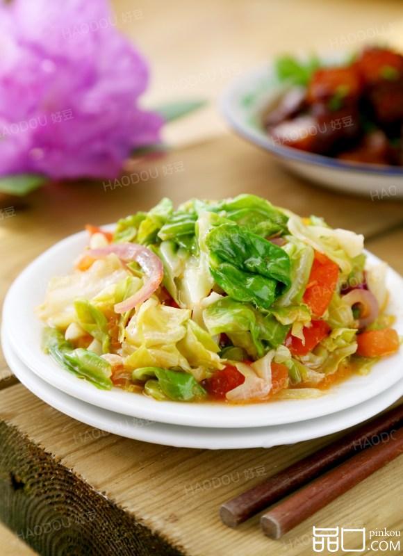 西红柿炒手撕包菜
