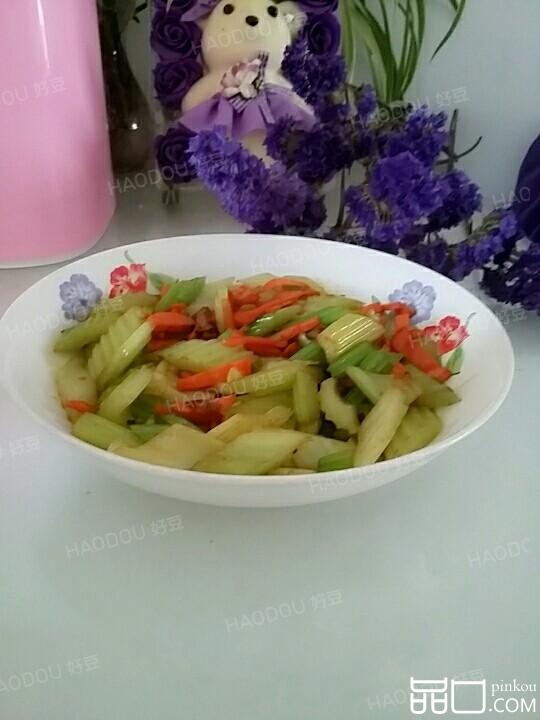 炒芹菜胡萝卜