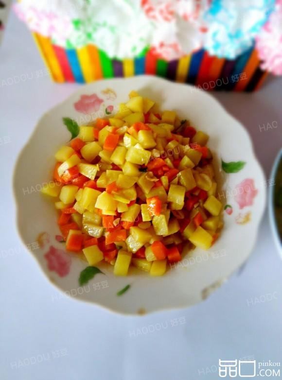 胡萝卜炒土豆丁