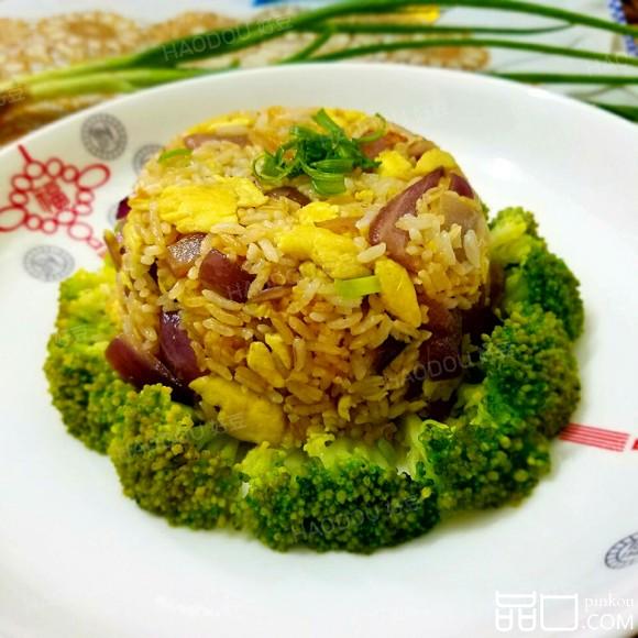 洋葱鸡蛋炒饭
