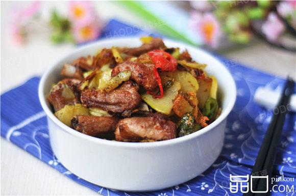 土豆炒排骨