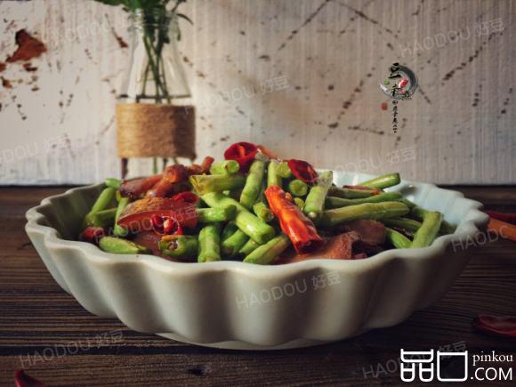 腊肉煸豇豆