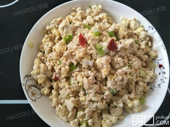 鸡刨豆腐