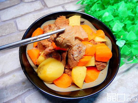 土豆胡萝卜烧牛肉