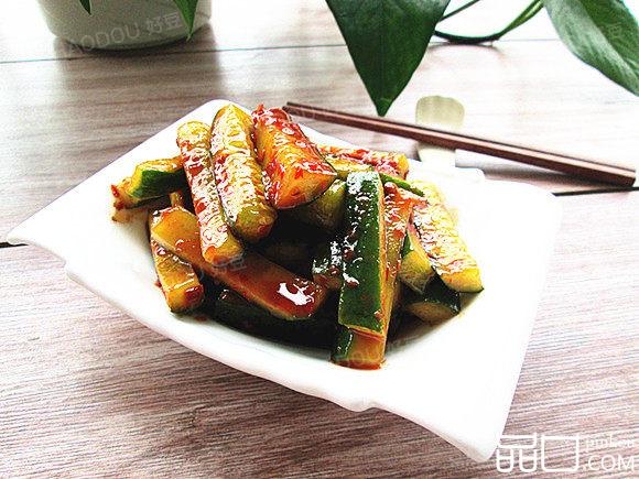 辣酱拌瓜条
