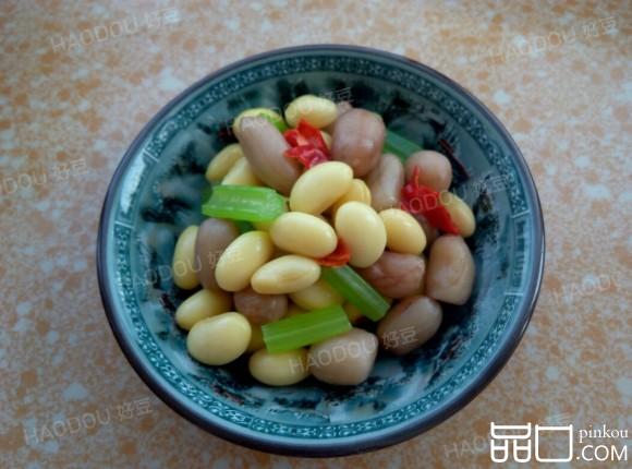芹菜花生米拌黄豆