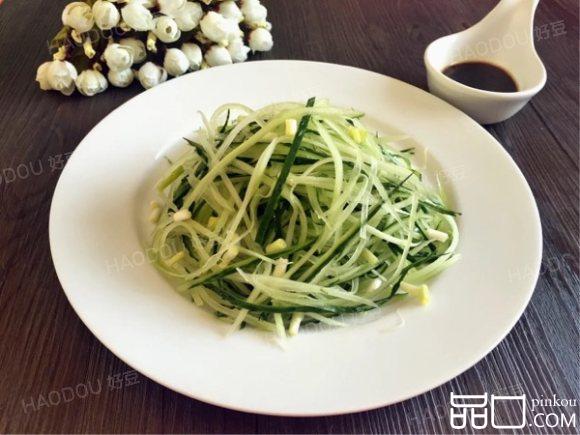 凉拌黄瓜莴笋丝