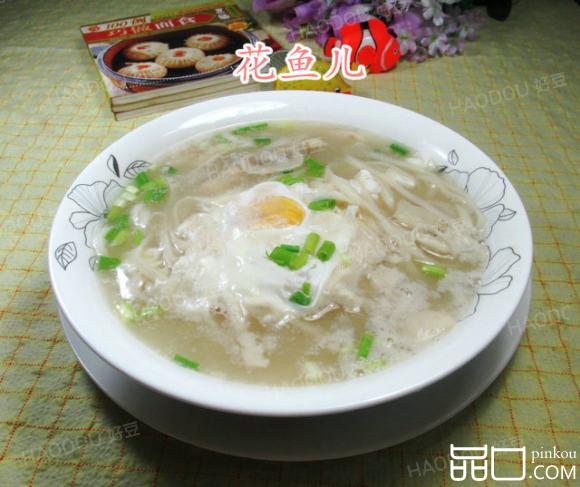 蘑菇鸡蛋汤面