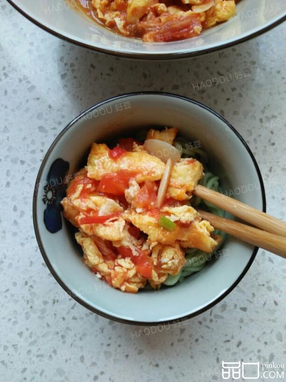 西红柿鸡蛋菠菜面条