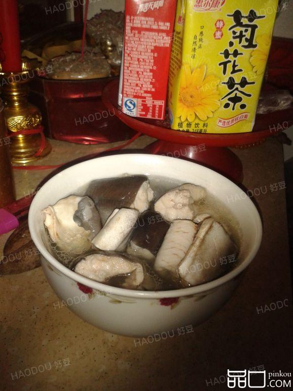 蒜香鲨鱼汤