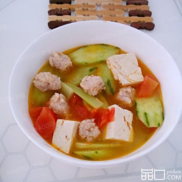 番茄黄瓜肉丸汤