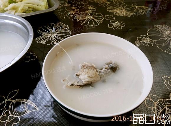 鲫鱼汤