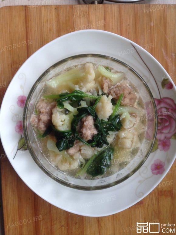 肉丸菠菜汤