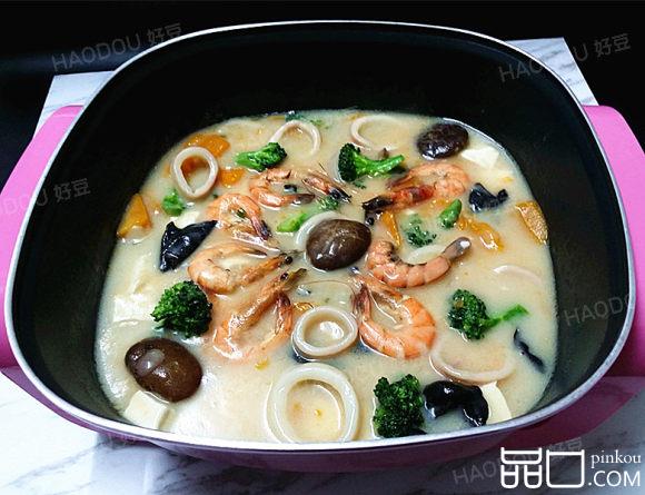 奶炖海鲜锅
