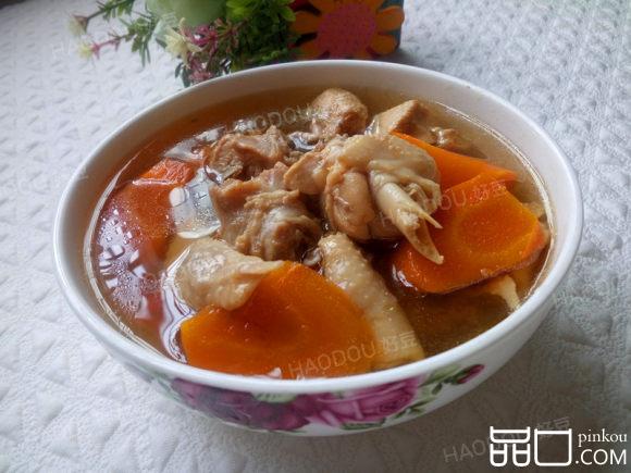 萝卜枸杞煲鸡肉