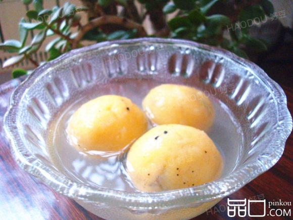 红薯黑芝麻汤圆