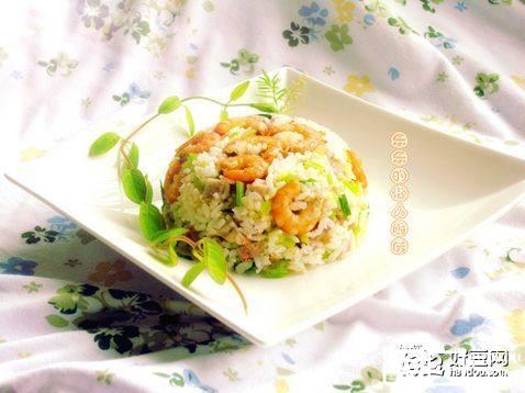 芋头鲜虾炒饭