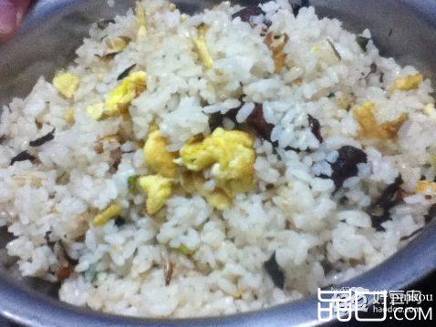 腊肠蛋炒饭