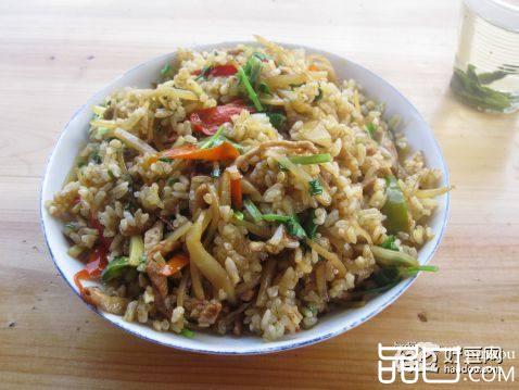 瘦肉土豆丝炒饭