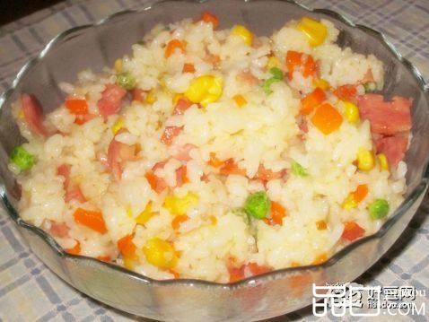 黄油香肠炒饭
