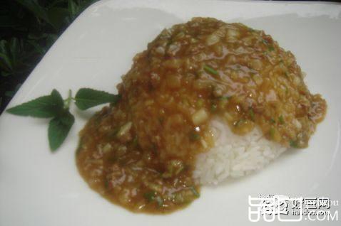 牛肉加喱盖浇饭