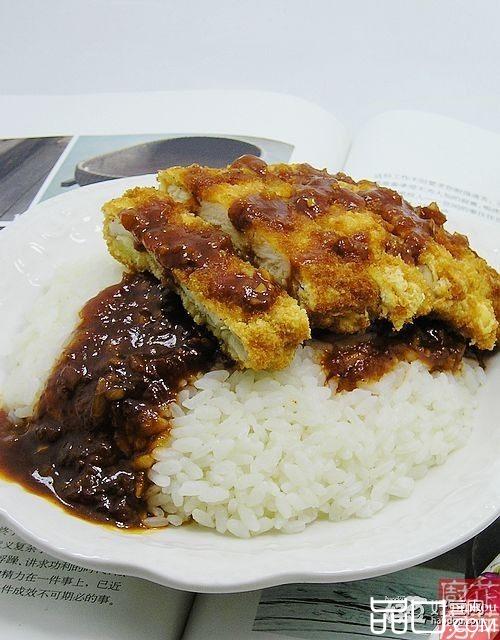 黑椒鸡排盖饭