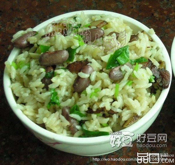 红花豆腊肉饭
