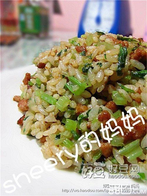 芹菜牛肉炒饭