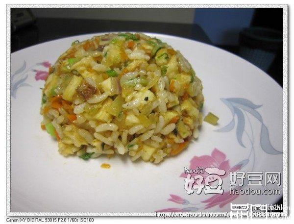 蔬菜火烧丁炒饭
