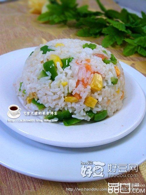 青椒玉米炒饭