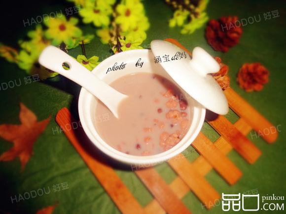 红豆薏米牛奶粥