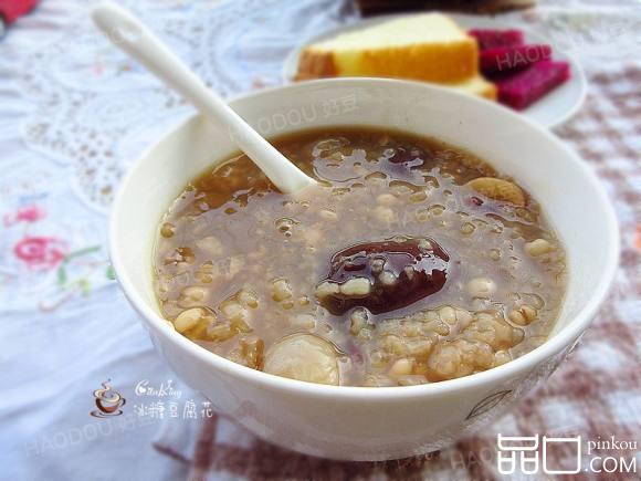 红枣薏米桂圆粥