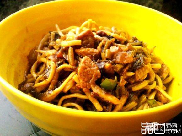 雪菜焖面