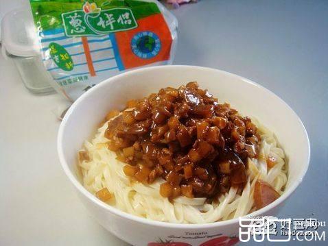 土豆洋葱炸酱面