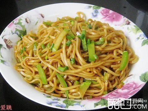西葫芦炒面