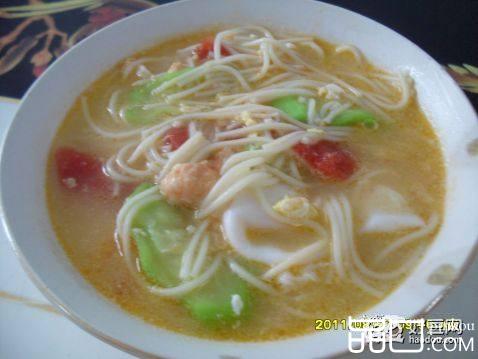 西红柿丝瓜鸡蛋面