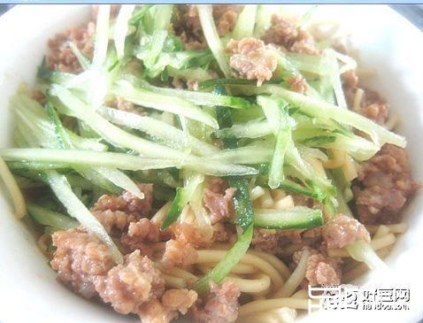 简易炸酱面