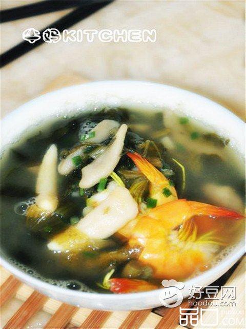鲜虾酸菜剪刀面
