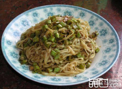 酱香豇豆拌面