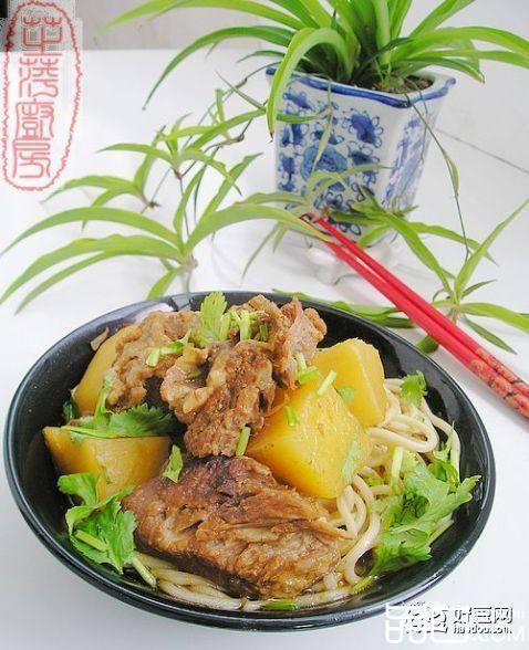 土豆排骨面