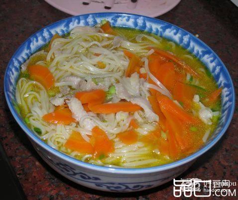 胡萝卜汤面