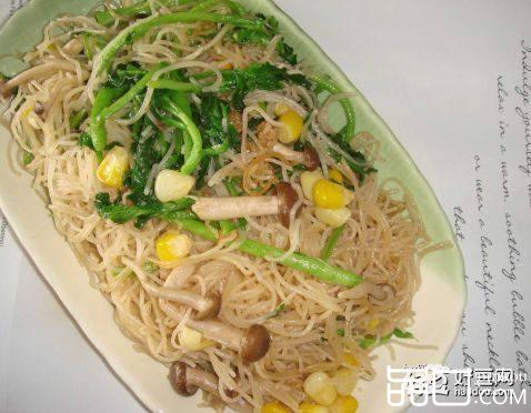 鲜蔬炒米粉