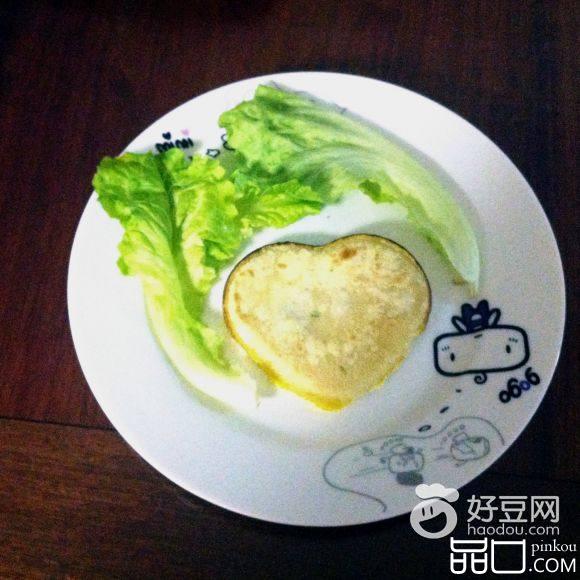 蛋奶爱心煎饼