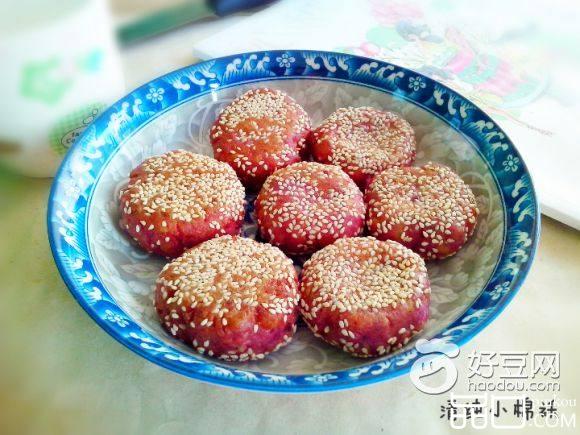 奶香芝麻紫薯苹果饼