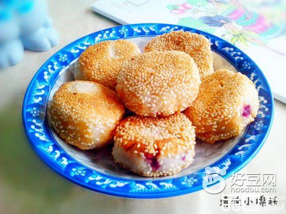 椰香紫薯芝麻饼
