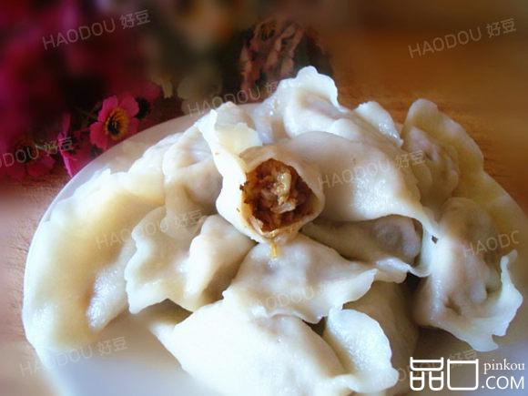 猪肉酸菜饺子
