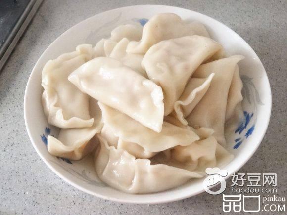 白菜肉饺子