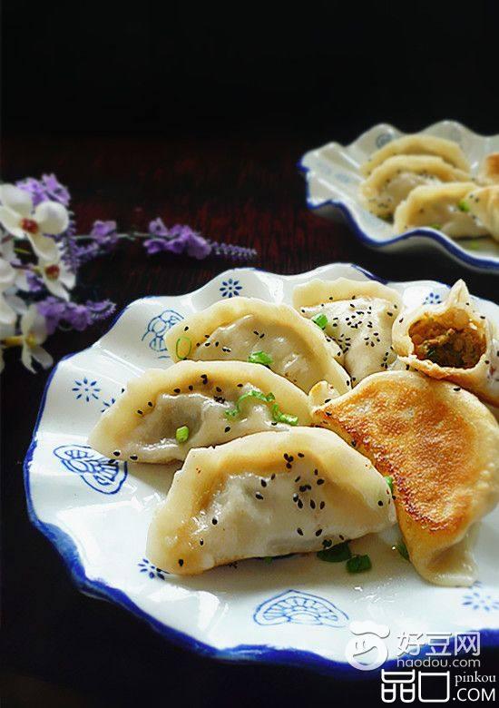 猪肉香芹煎饺