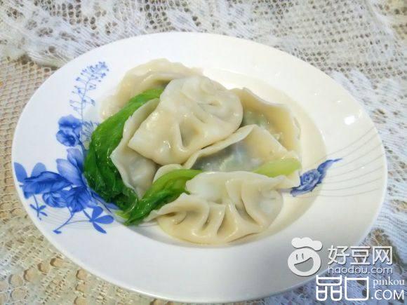 猪肉木耳芹菜饺子