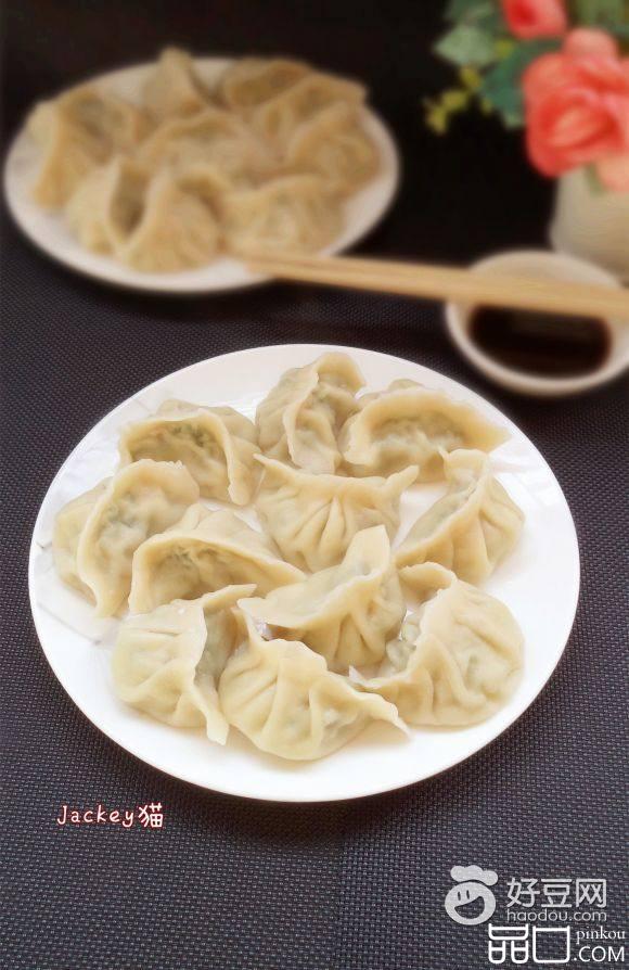 鲜鱿鱼饺子